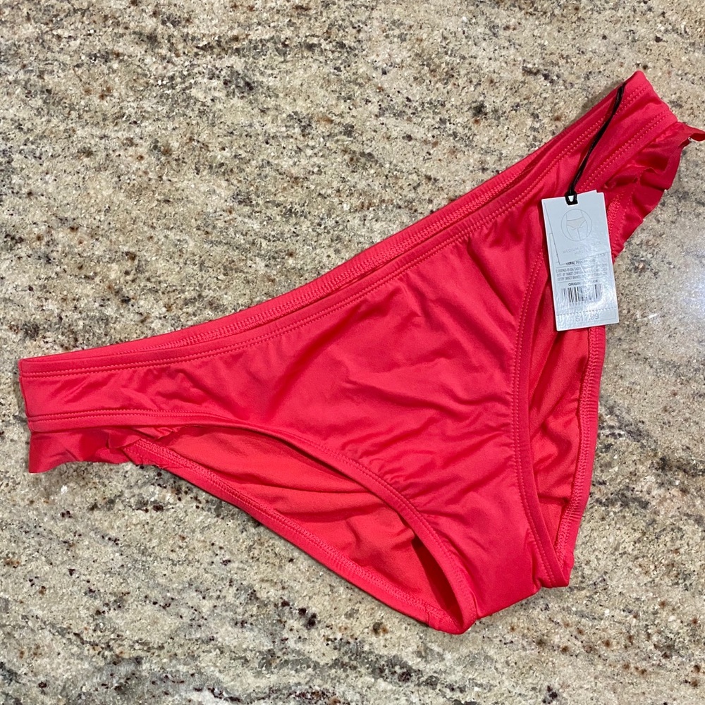 NWT! Side Ruffle Hipster Bikini Bottom